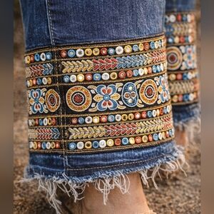 Size 24 Boho Embroidered Hem  Raw Hem Stretch Denim festival, western